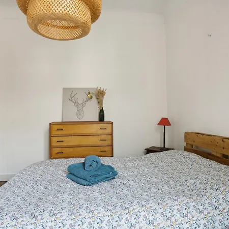 Comfort And Modernity At Saint-ouen