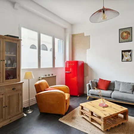 Comfort And Modernity At Saint-ouen Saint-Ouen (Seine-Saint-Denis)