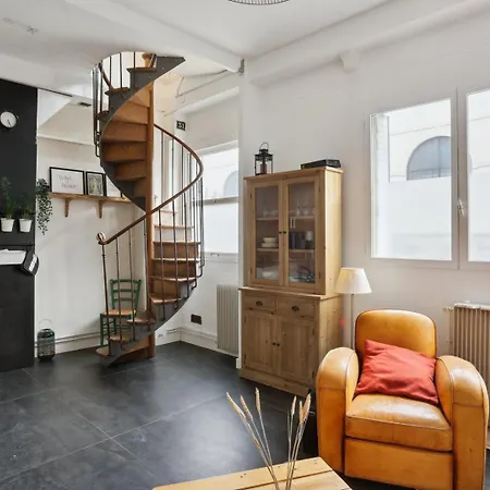 Comfort And Modernity At Saint-ouen Apartment
